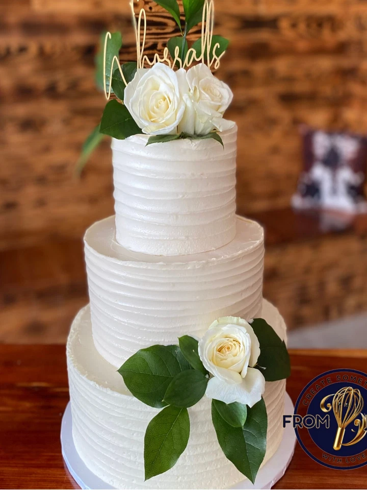 Pastel falso de 3 niveles de 18 pulgadas de alto - Añadir adornos para pasteles de boda y decoraciones para pasteles Foto 3 de 4