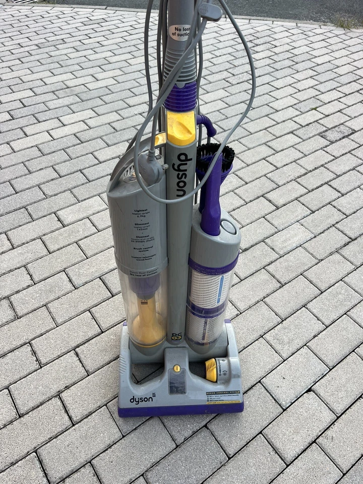 Vintage DYSON DC03 Absolute + CLEAR UPRIGHT VACUUM CLEANER RARE - Image 3 of 4