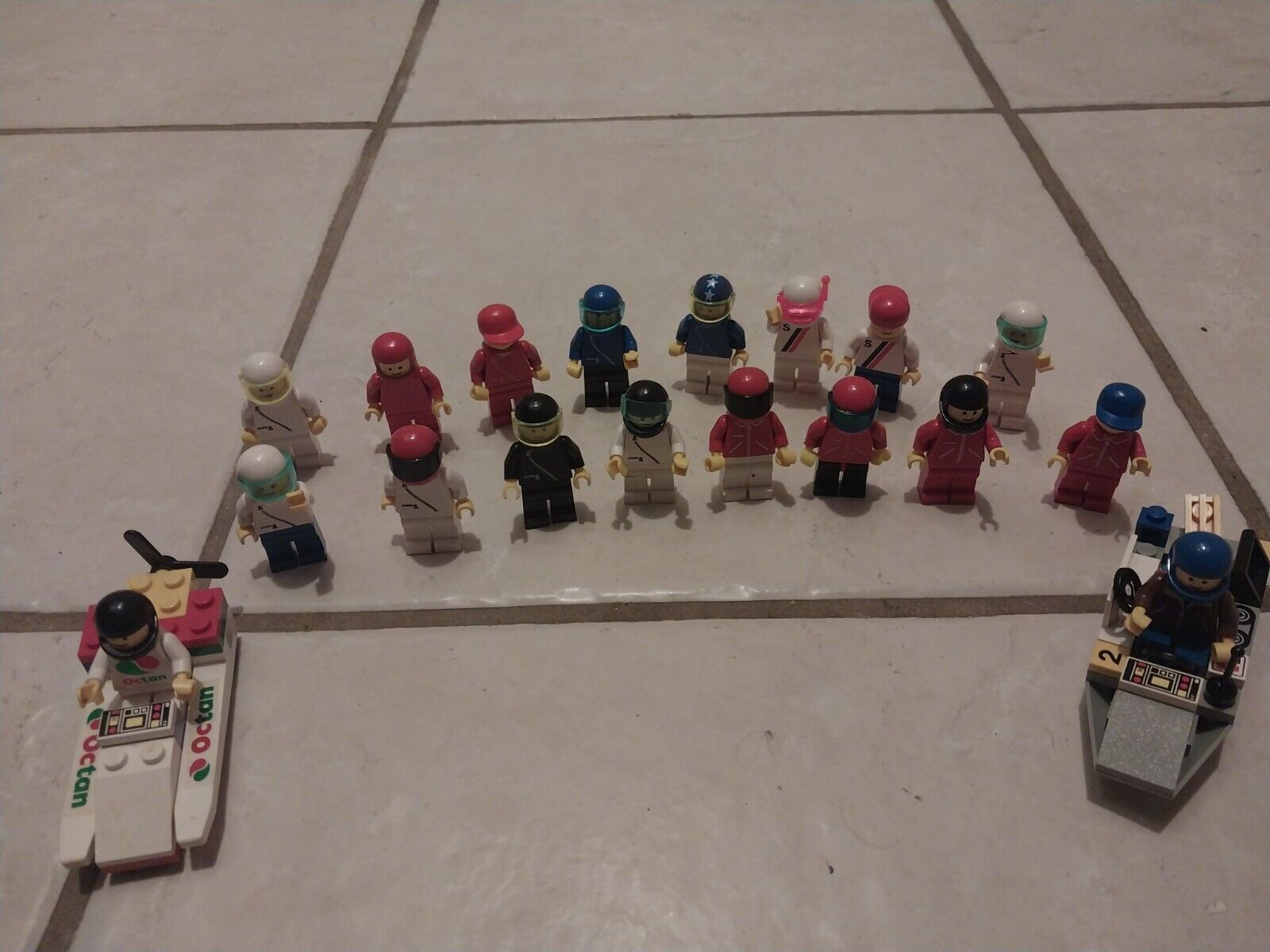 Lego Race Car Drivers 18 Minifigures Lot and Accessories All Have Helmets 2 Hats