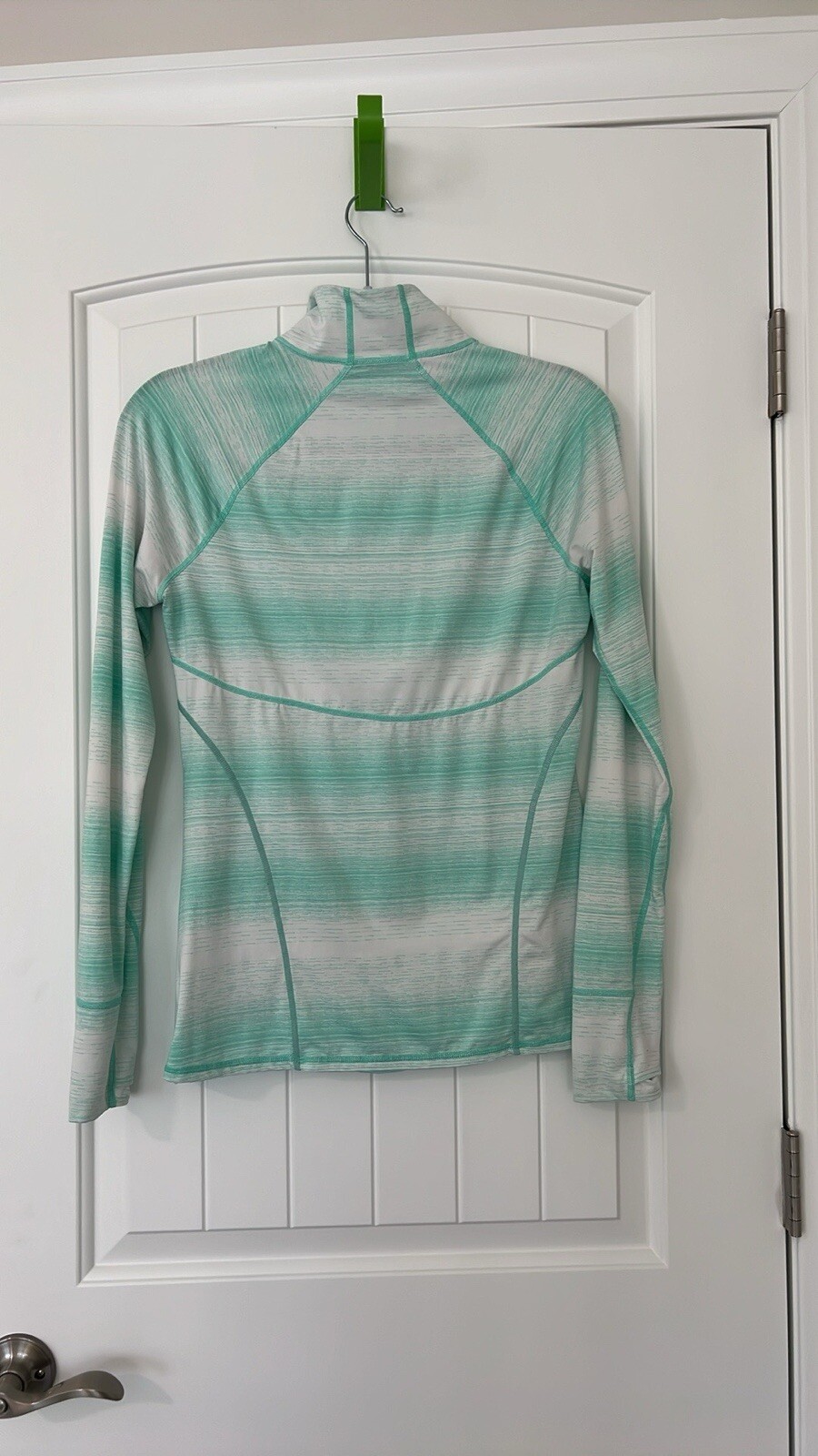 Athleta Pullover Lightweight Jacket Medium Sporty… - image 2