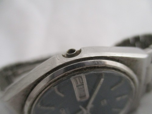 Seiko Analog Watch Silver Tone Stainless Steel Band Blue Face Day Date Indicator - Picture 3 of 12