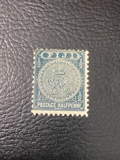 Fiji 1891 Crown VR 1/2d grey MH