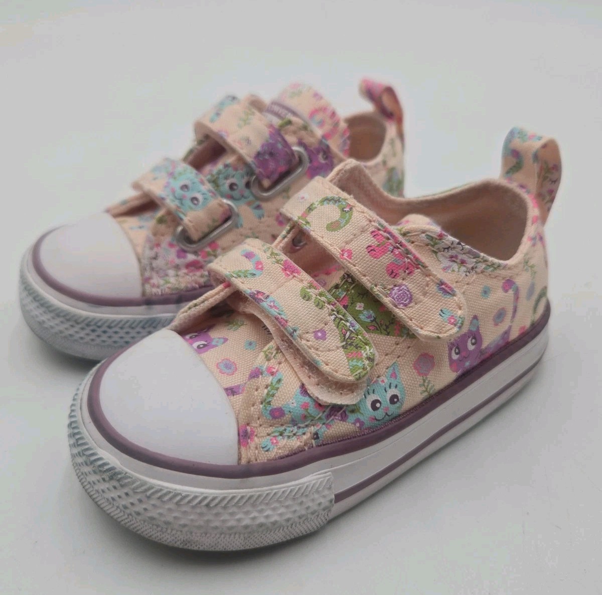 Converse All Star Toddler Shoes Size 4 Cute Cat Print  Sneakers Kids