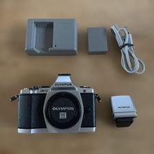 Olympus OM-D E-M5 Mirrorless SLR Digital Camera Operation Confirmed