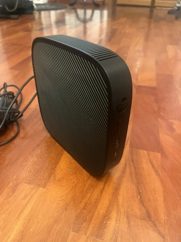 Mini desktop HP t530 1,5 GHz Windows 10 IoT Enterprise 4gb 120gb Nero GX-215JJ - Immagine 3 di 4