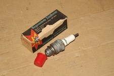 Produktbild - regenerierte Zündkerze M14-240 Simson MZ Jawa Trabant Wartburg Isolator IFA DDR