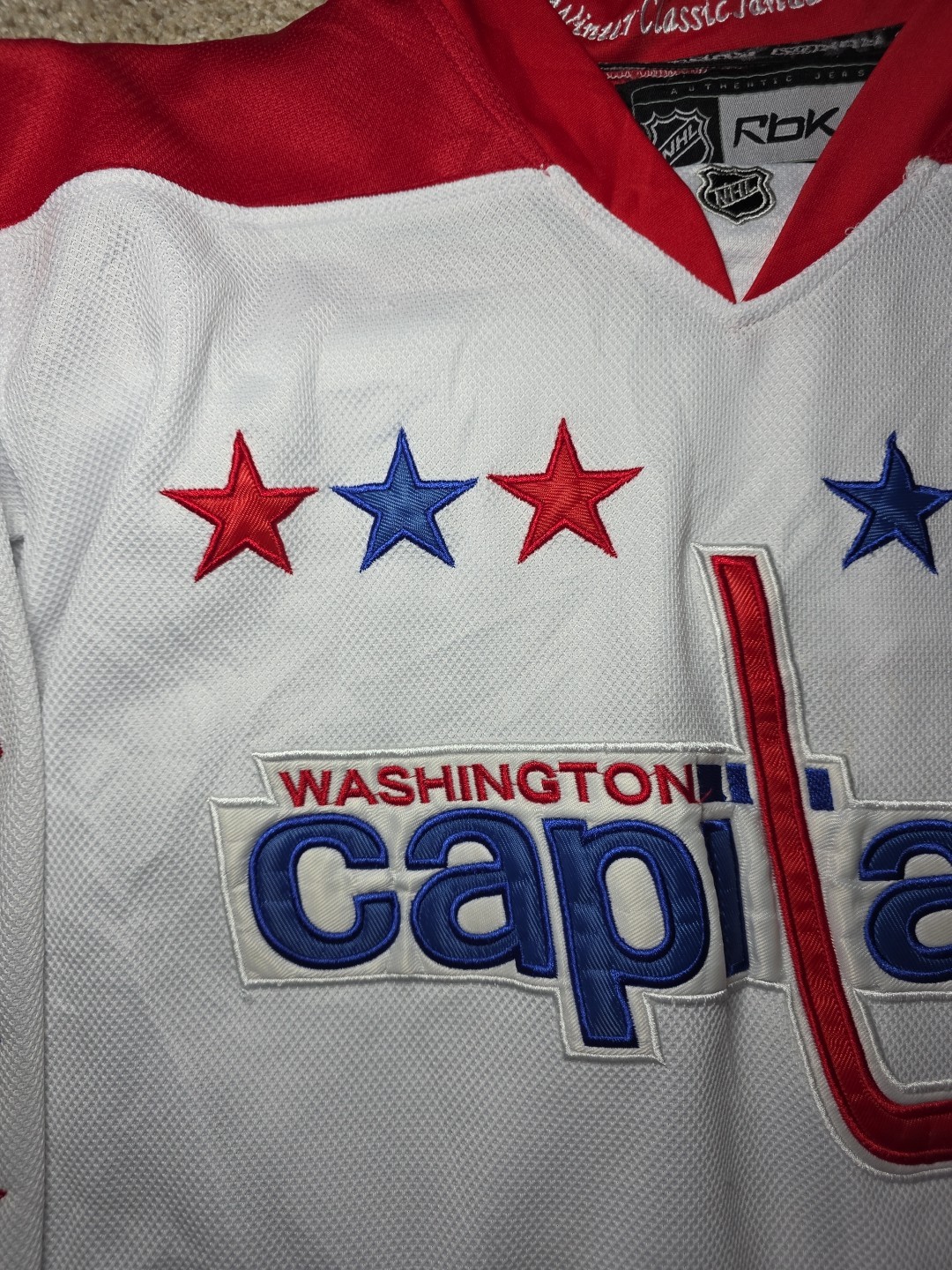 Washington Capitals Alex Ovechkin 2011 Winter Classic Youth Jersey Size L/XL thumbnail 5
