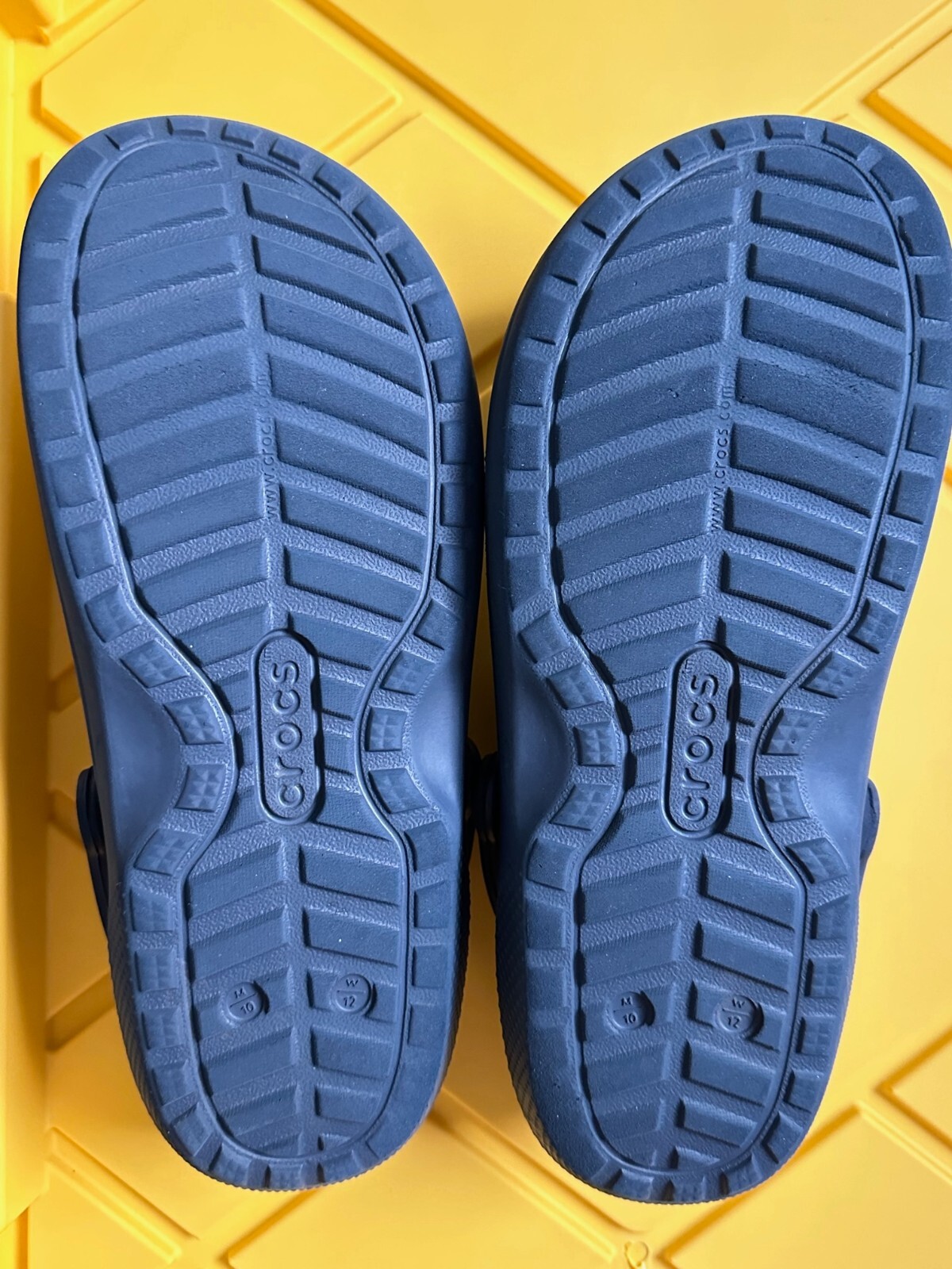 Crocs Classic Fur Lined Plaid Checkered Fleece Clog B… Gem