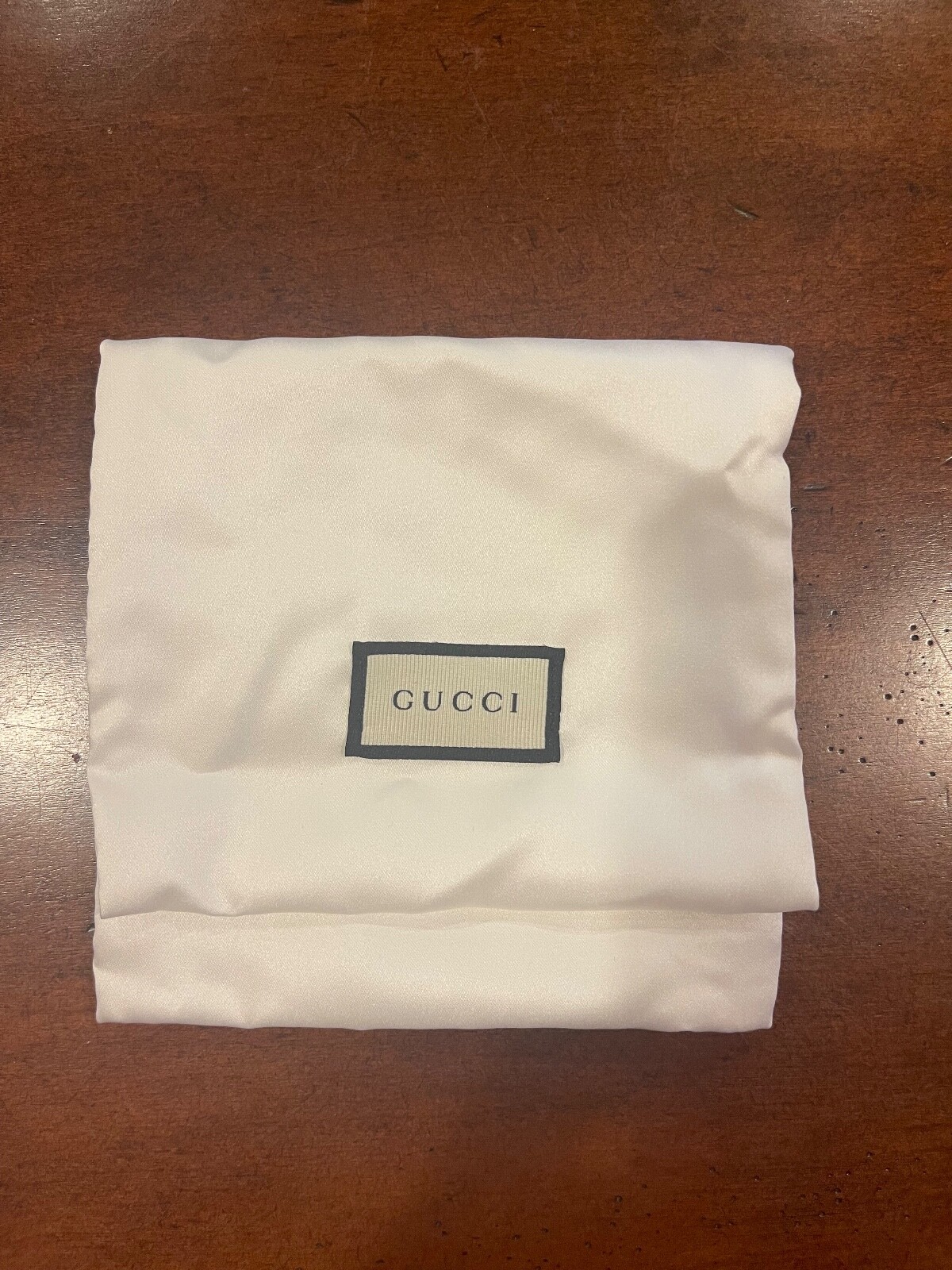 AUTHENTIC Gucci satin flip top bag, Dust Cover, Pouch… Gem