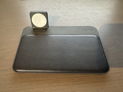 NOMAD Base Station Apple Watch - iPhone und Apple Watch Qi-Ladestation