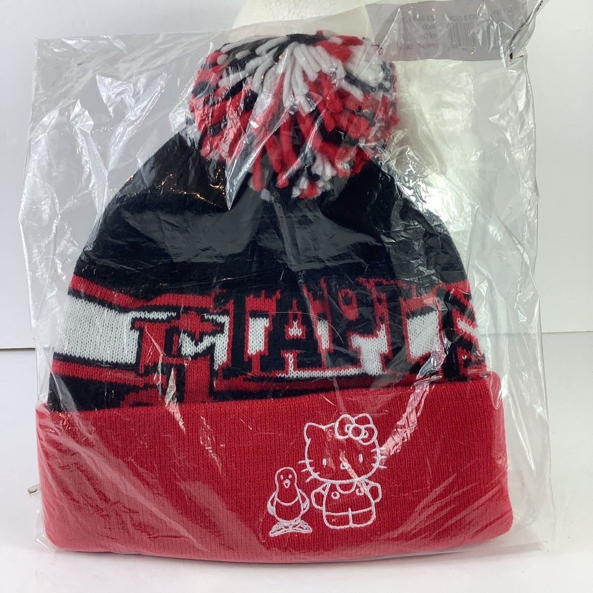 BNWT Pigeon X Hello Kitty Red Black White Beanie One Size