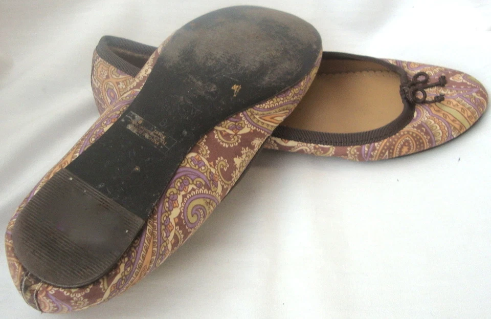 J. SAPATILHAS DE BALÉ SUPERIORES DE SEDA PAISLEY MARROM ROXO TRIPULAÇÃO DETALHE CLÁSSICO BIQUEIRA BORBOLETA TAMANHO 8 - Imagem 2 de 2