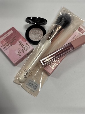 Mally Effortless Airbrush Highlighter in Sunrise Full Size, Lipgloss & Pinsel