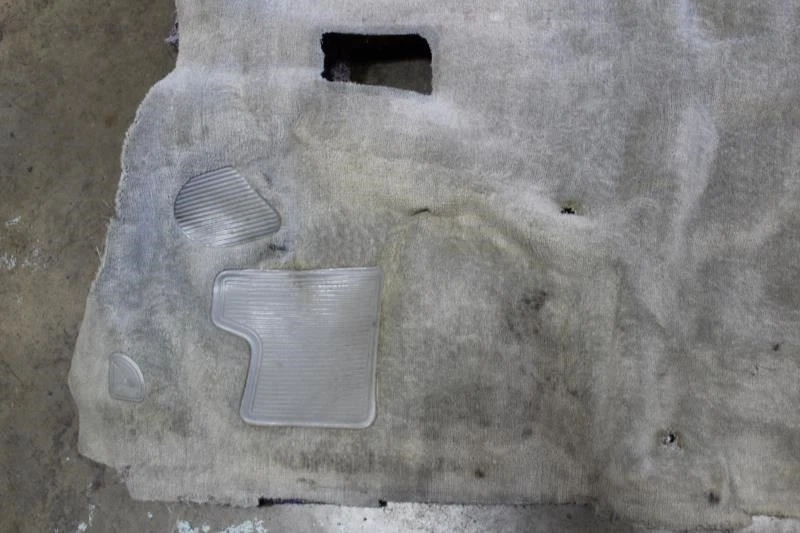 1995 1996 1997 CHEVROLET PICKUP S10 CARPET FLOOR LINER GRAY XTRA CAB - Image 2 of 4