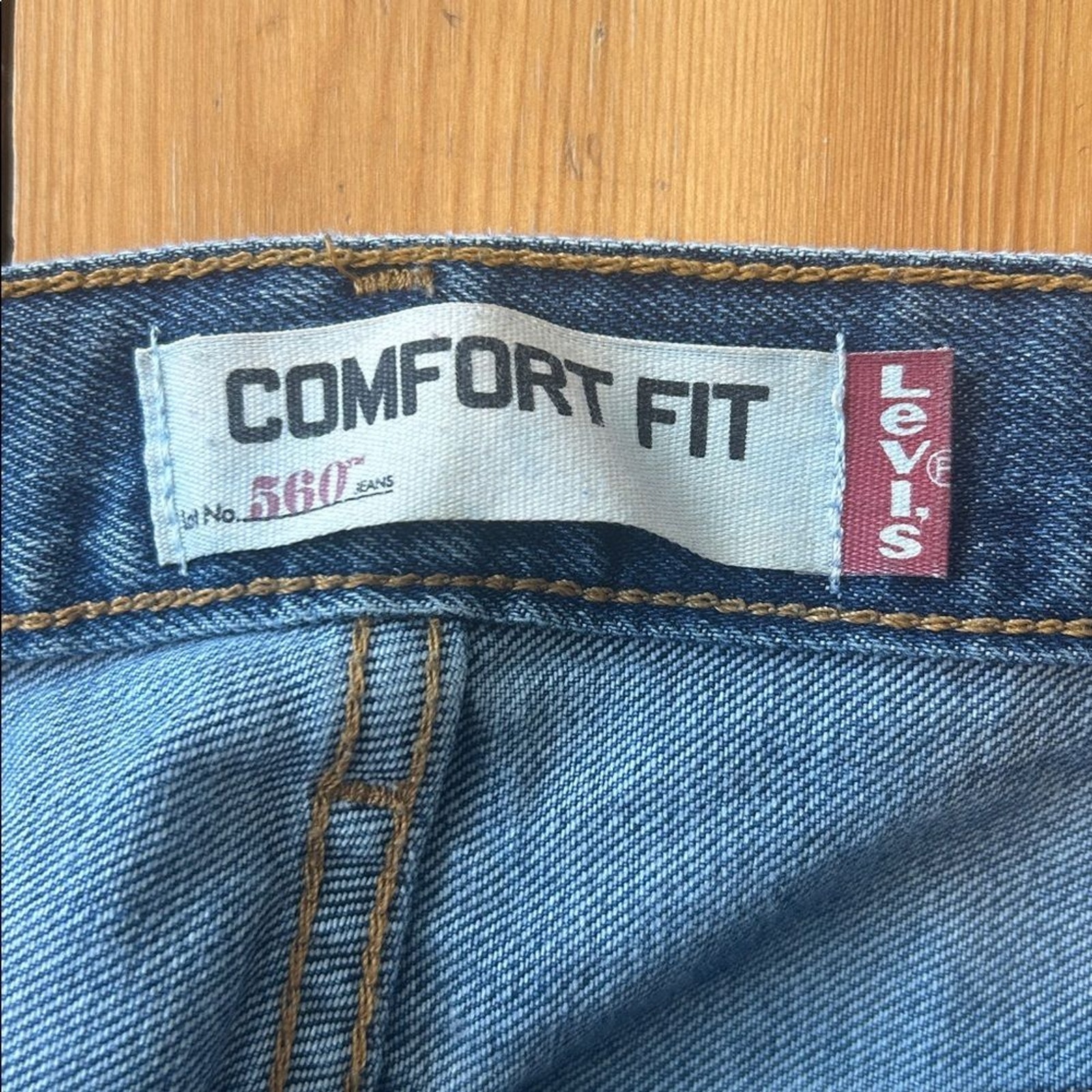 Levi's 560 Men's 44x32 Comfort Fit Blue Denim Jeans Loose Tapered Leg thumbnail 5