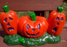 VTG HALLOWEEN CANDLES 3 JACK O LANTERNS IN A ROW UNLIT