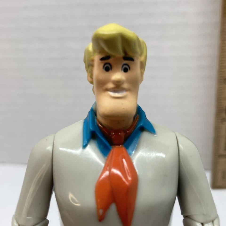 史酷比·杜·弗雷德可动人偶汉娜·巴贝拉·弗雷迪·琼斯关节 4.5 英寸 — 第 4/4 张图片