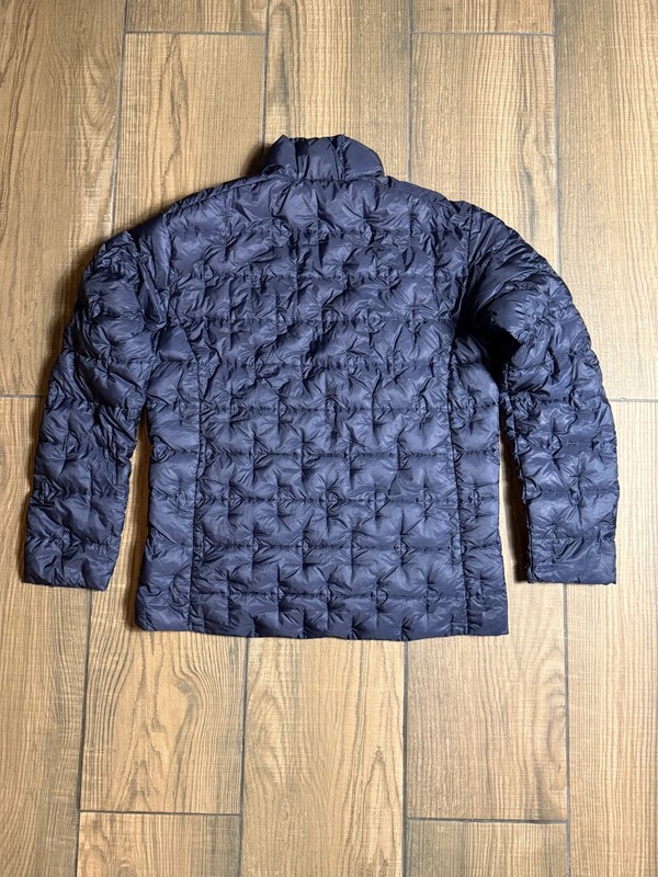 Montbell Quilted Puffer Jacket men’s size M navy. image 2