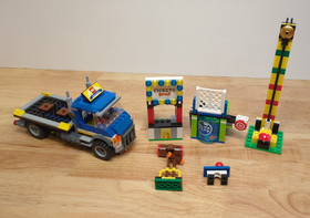 LEGO Creator Expert 10244 Fairground Mixer - Used 100% Complete w/ Box & Manuals