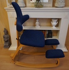 STOKKE VARIER THATSIT BALANS SEDIA AL GINOCCHIO SGABELLO AL GINOCCHIO SEDIA PER LA SALUTE IN BLU!