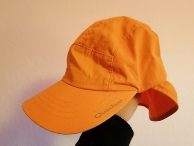 Quechua Cap/Capi Orange mit abnehmbarer Nackenschutz