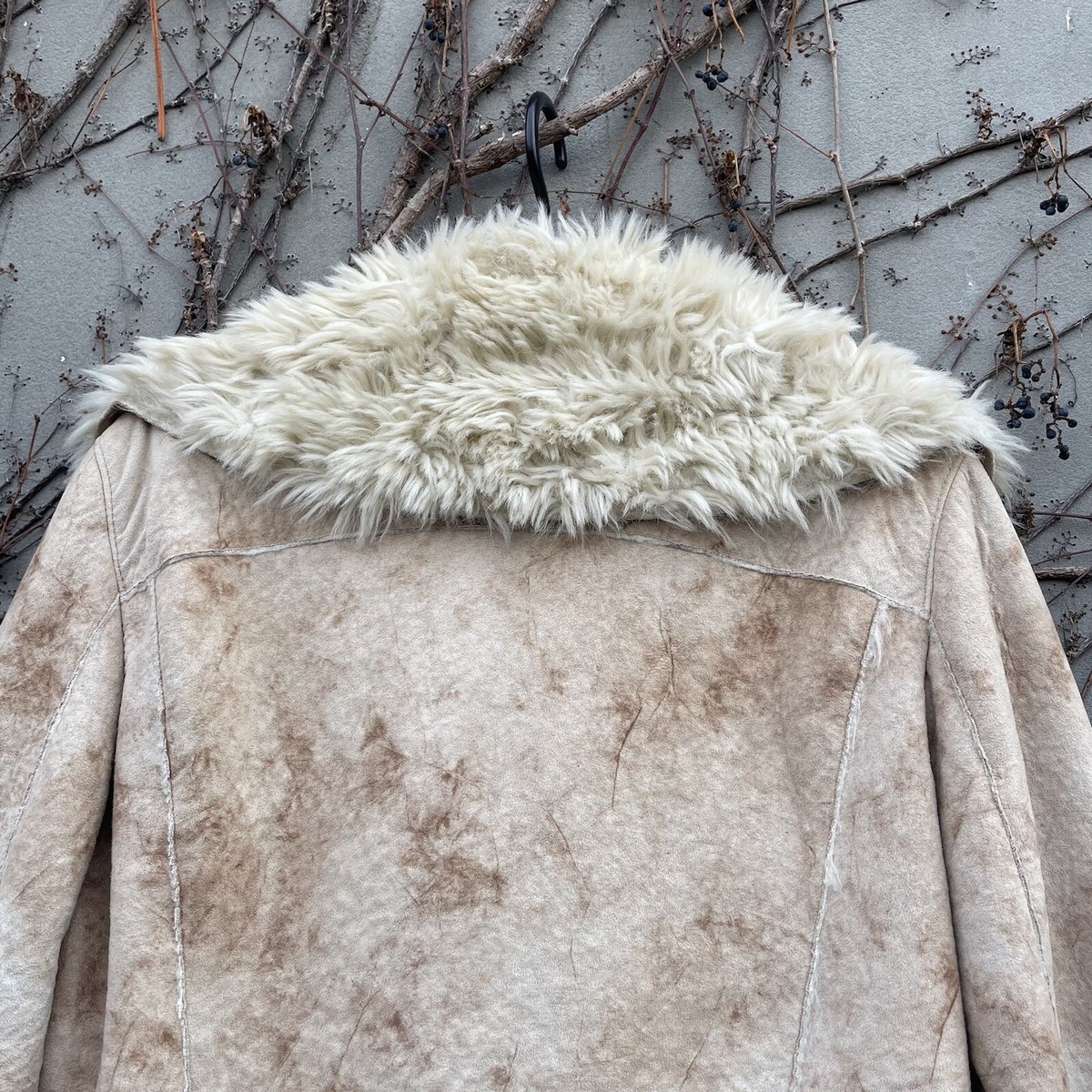Vintage Armani Jeans Faux Fur Aviator Shearling Jacket | eBay Vintage Armani Jeans Faux Fur Aviator Shearling Jacket | eBay