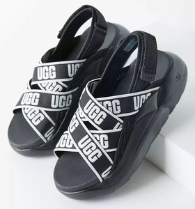 ugg la cloud sandal black