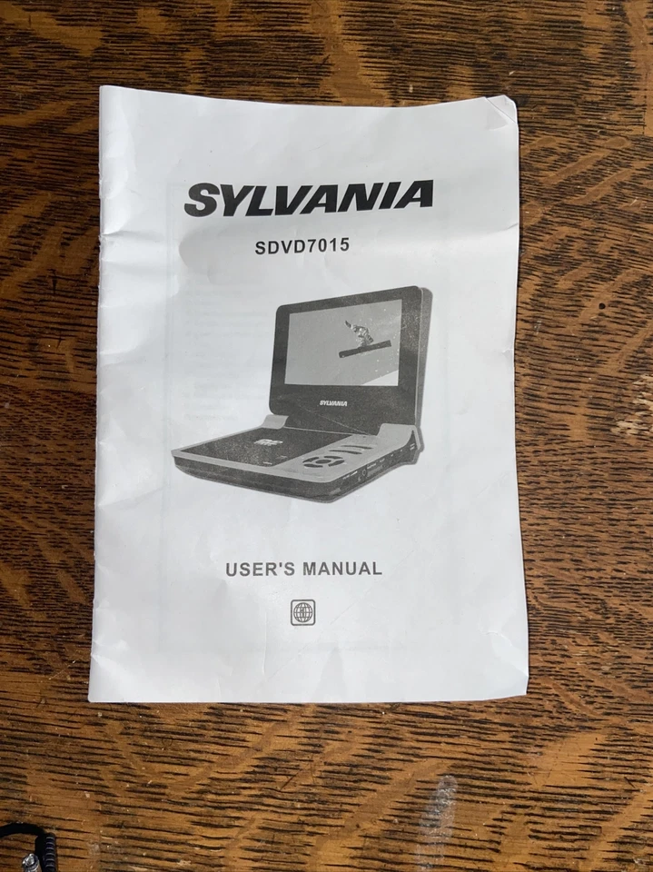 Sylvania Portable 7” Rechargeable DVD Player -SDVD7015 Tested & Working -No Cord - Image 2 of 4
