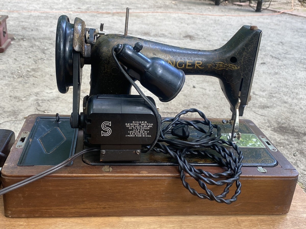 Vintage Singer Sewing Machine 1952 | eBay