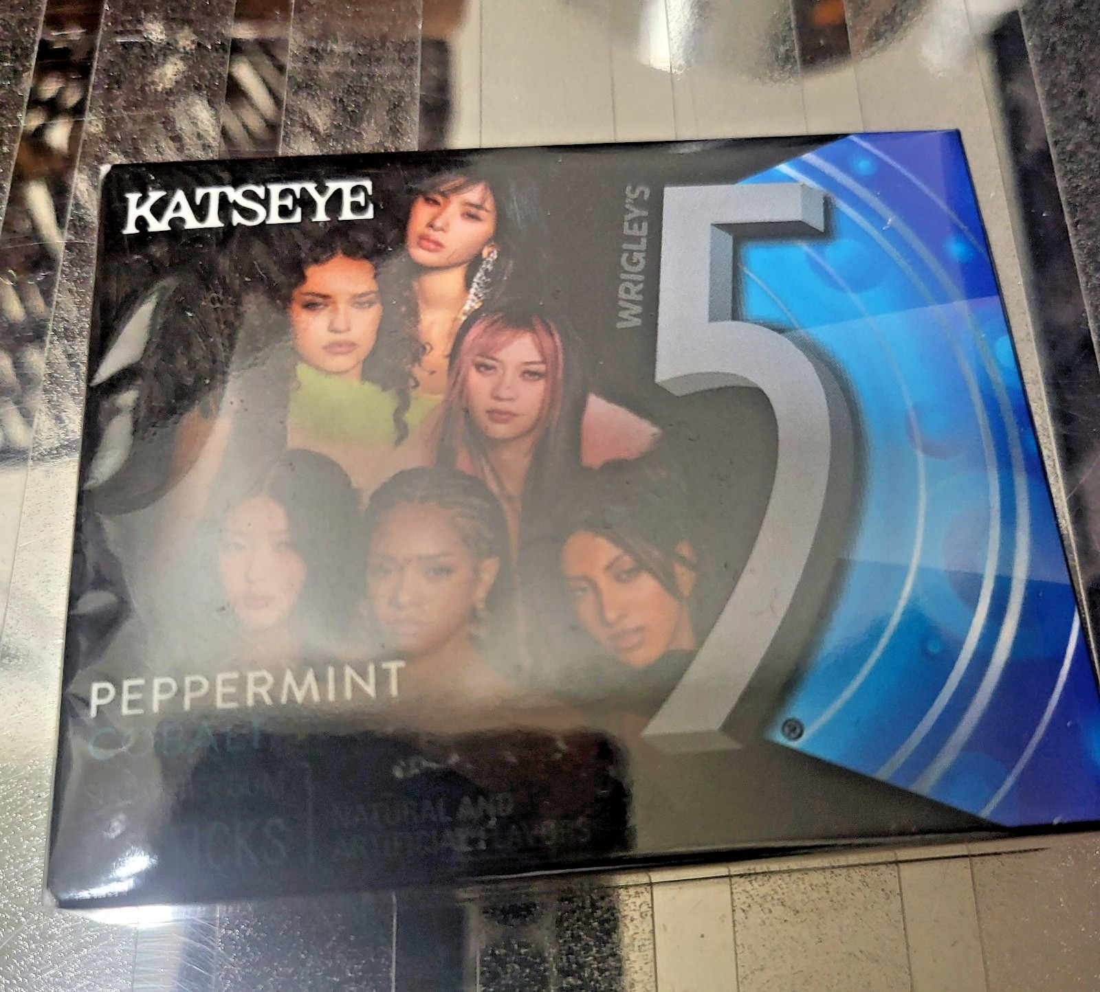 KATSEYE PEPPERMINT COBALT WRIGLEY'S 5 GUM  |  NEW  |  UNOPENED  |  15 STICKS GUM