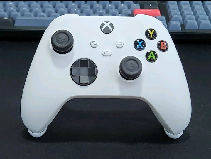 Picture 2 of 3