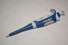 VWR Ergonomic Pipette 0.5-10 uL #W4426