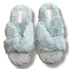 Abound Fuzzy Blue Slippers size M 7-8 