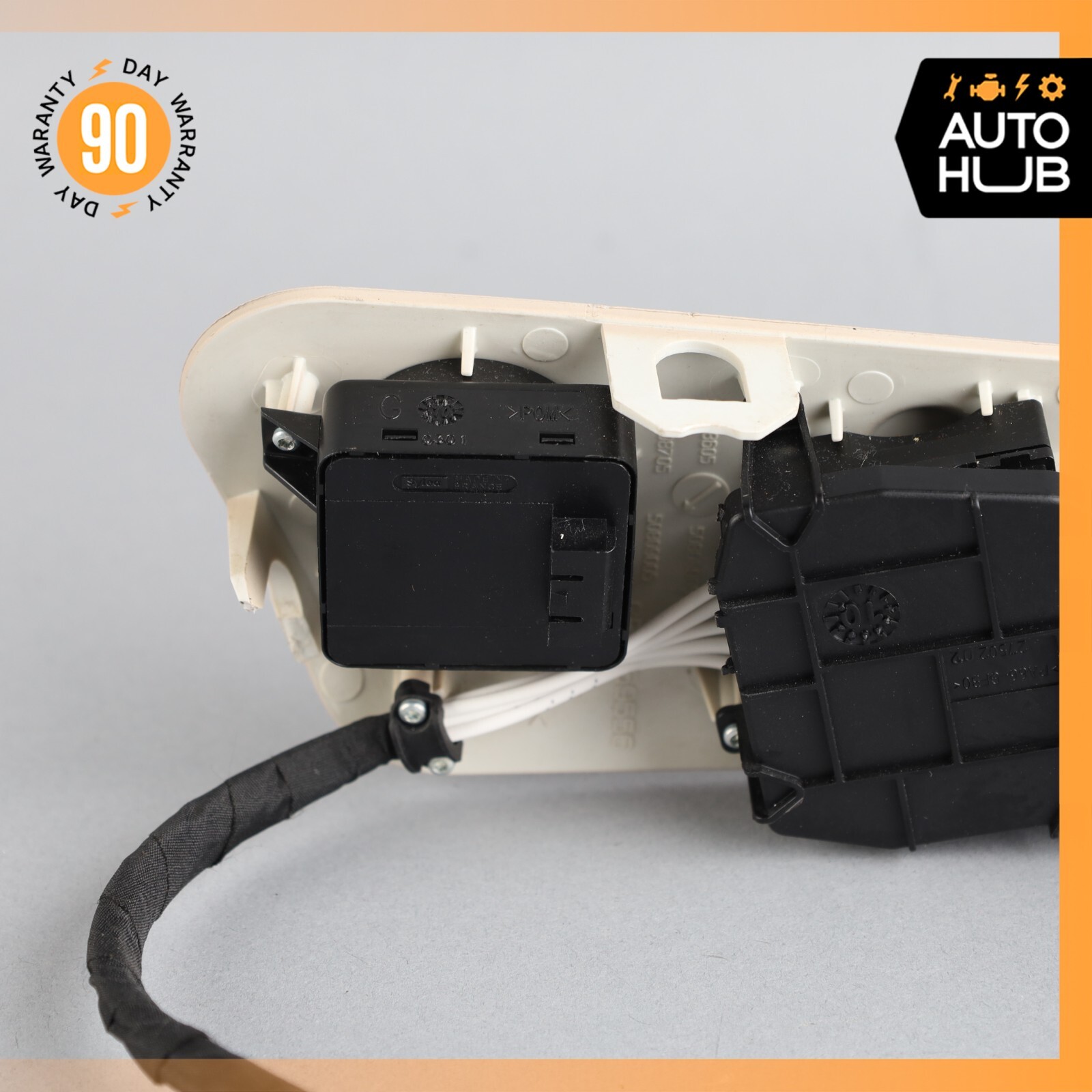 03-13 Maserati Quattroporte M139 Front Left Side Seat Control Memory Switch OEM