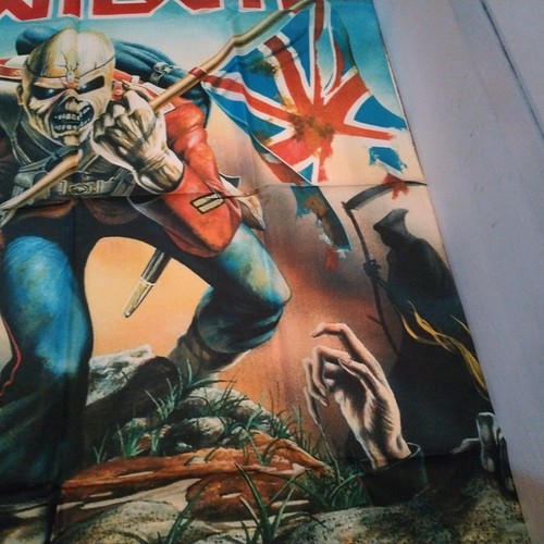 IRON MAIDEN Unused TEXTILE POSTER FLAG the trooper - Picture 4 of 6