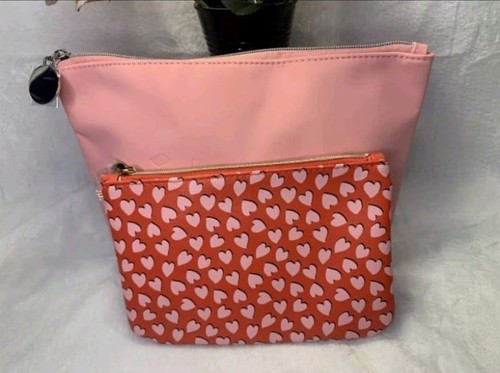 2 BOLSAS DE MAQUILLAJE SURTIDAS NUEVAS (CORAZÓN ROSA) - Imagen 1 de 3