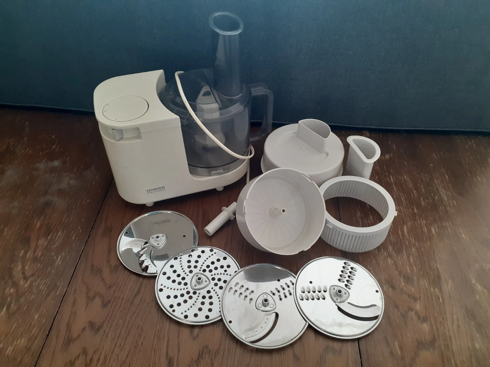 (K) Food Processor Kenwood FP300A Used
Opens in a new window or tab