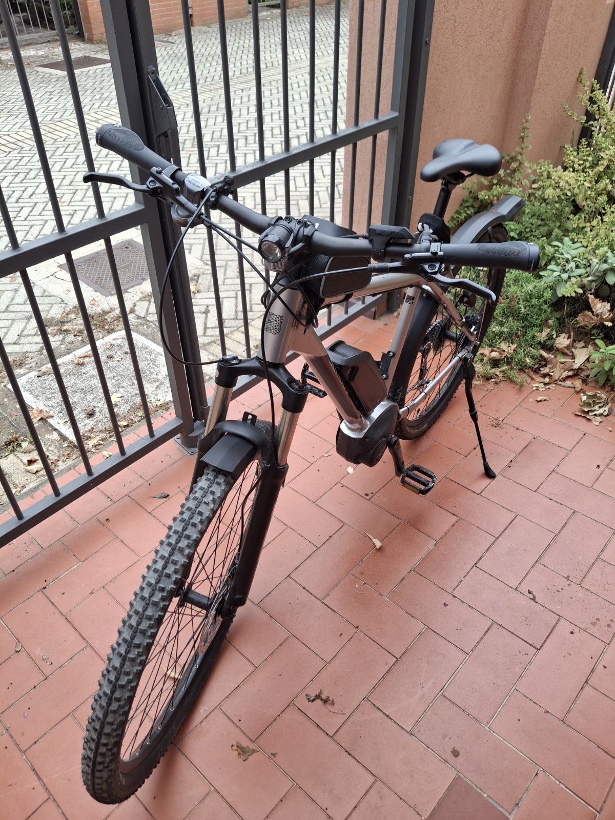 bicicletta MTB pedalata Assistita Anno 2020. 29" Taglia 50