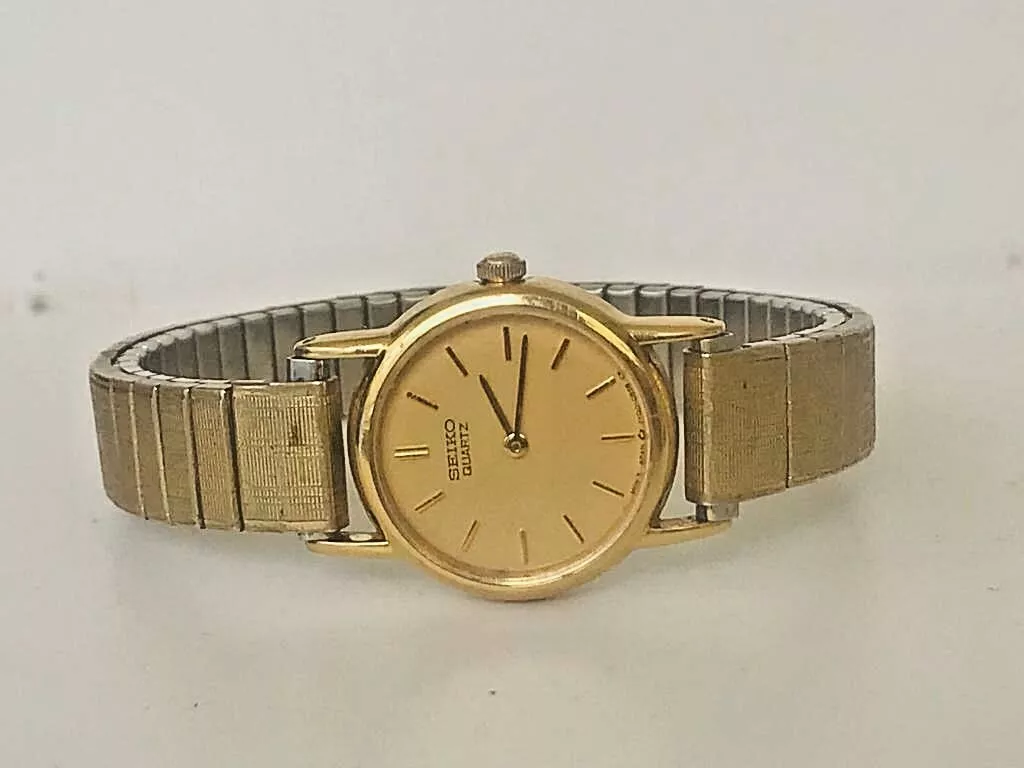 Seiko 2y00 best sale