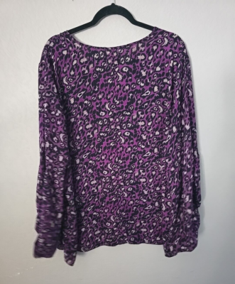 Haut Femme Cato Grande Taille 22/24 - Imprimé Léopard - Manches 3/4 - Encolure En V - Occasion Très Bon état