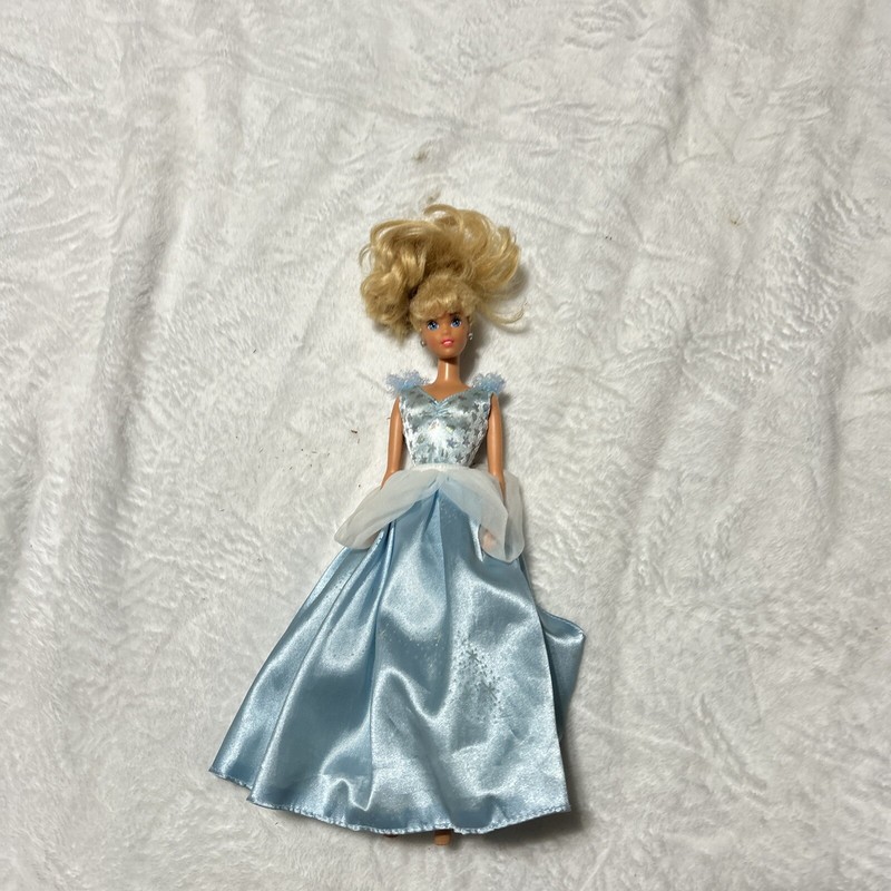 VTG Barbie As Cinderella Doll Disney Classic Collection  1966