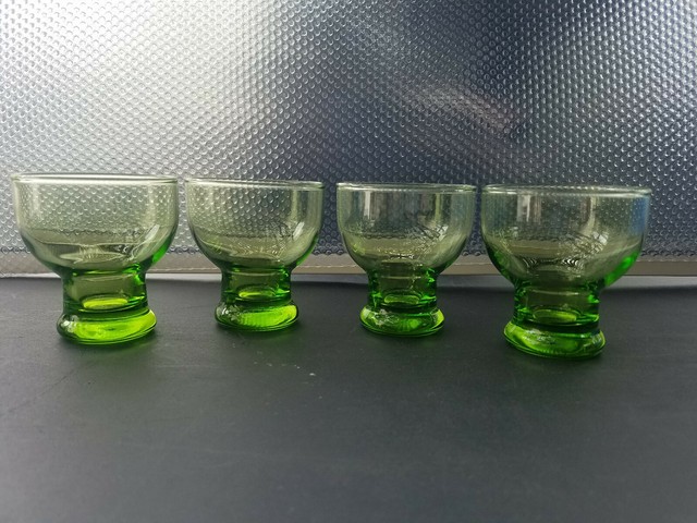 green drinking glass set