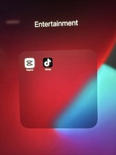 IPad air 4th generation 64gb  WITH TIK TOK AND capCut   