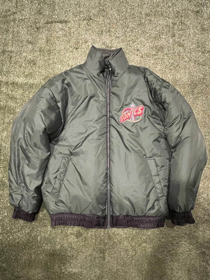 Vintage 90s Pro Player Seattle Supersonics Reversible Puffer Jacket Size Medium - Image 2 of 4