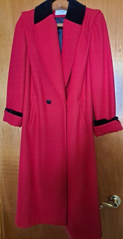 misses womens Vintage winter coat red black 5 6 small International Scene EUC