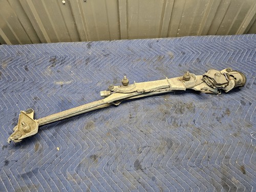 Front Wiper Linkage With Motor For Toyota Prius 1.8 2009-2015 – W3, OE Numbers 85110-47200/47190