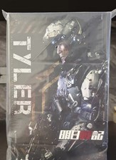 Hot Toys MMS667 Warriors of Future Tyler 1/6 Scale Action Figure Brand New