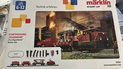 Märklin HO scale (1:87) Start Up Starter Set ''Feuerwehr'' (Fire Department)   Art