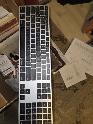 Matias FK418BTLSB Backlit Wireless Aluminum Keyboard Space Gray Bluetooth *READ*
