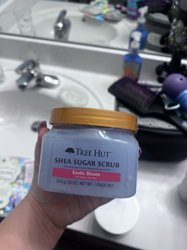 Tree Hut Shea Sugar Body Scrub 18oz Exotic Bloom TIKTOK VIRAL PRODUCT✔️